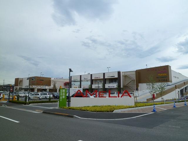 Other. Shopping mall Amelia Negishi
