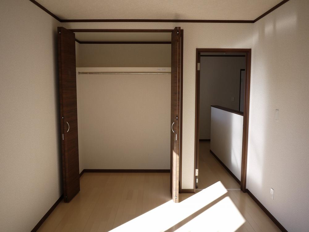 Same specifications photos (Other introspection)