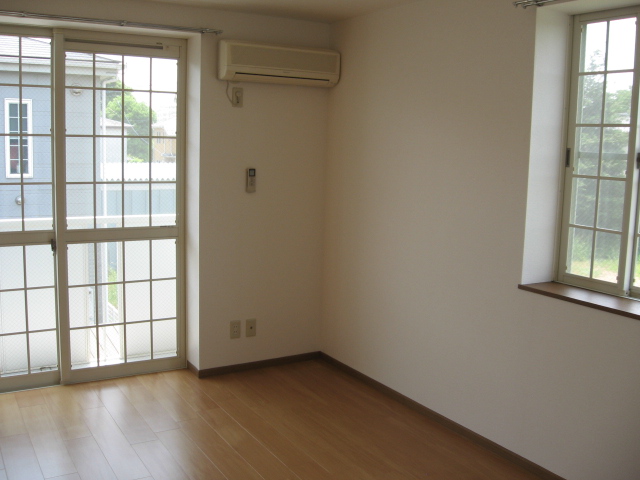 Living and room