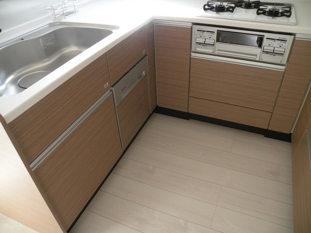 Kitchen. Indoor (September 2013) Shooting