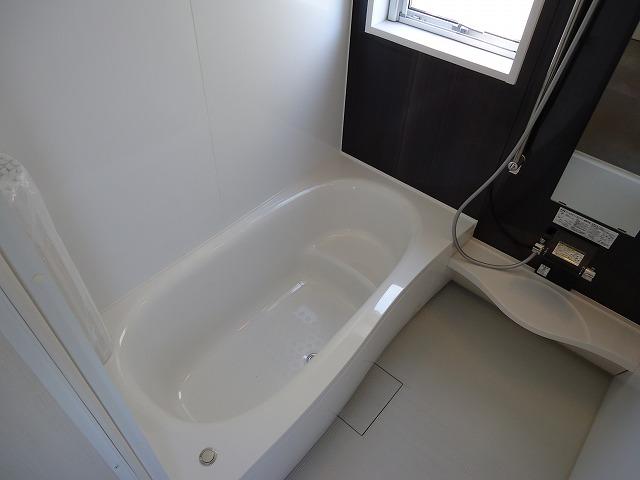 Bathroom. Please heal the fatigue of the day with a 1 pyeong type of bathroom.