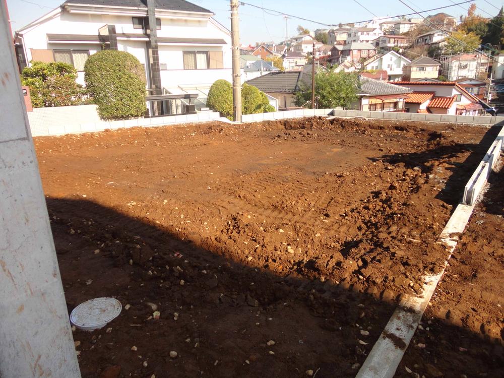 Local appearance photo. 1 Building