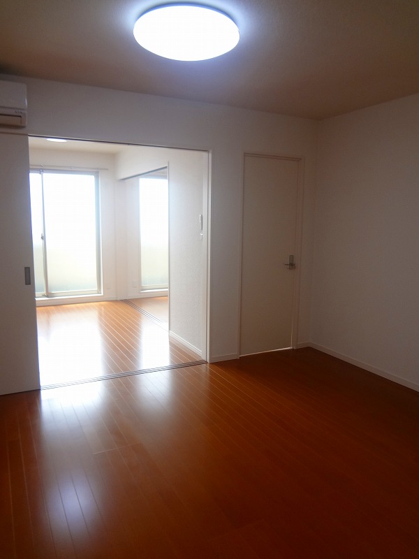 Living and room
