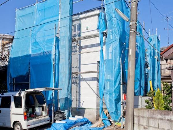 Local appearance photo. There are two car space