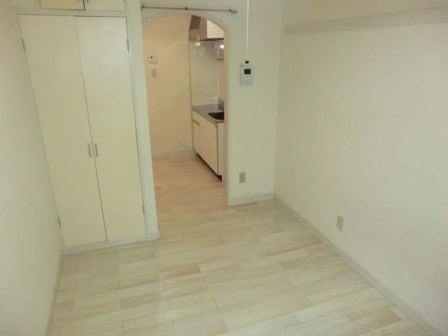 Living and room