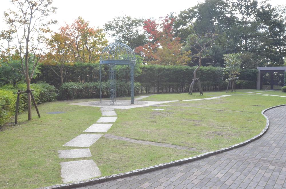 Garden. Local (11 May 2013) Shooting