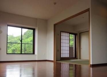 Tokyo Machida Koyama months hill 5