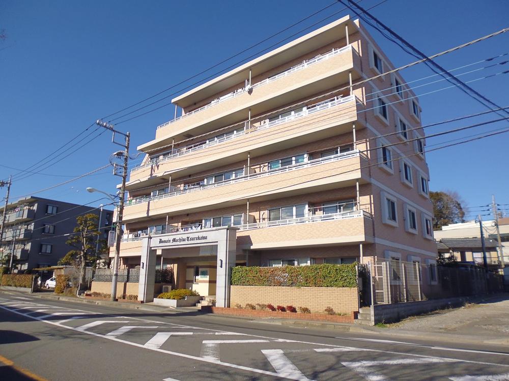 Local appearance photo