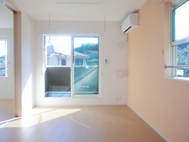 Living and room