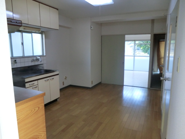 Living and room