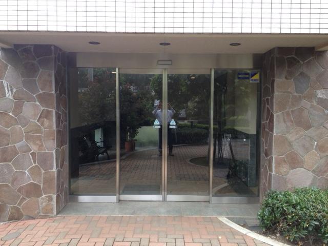 Entrance. Common areas