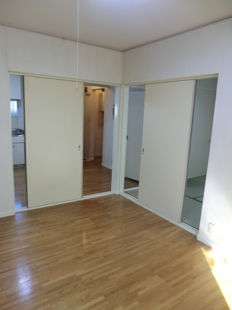 Living and room