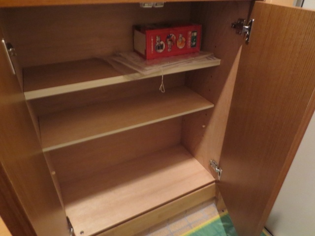 Receipt. Shoe box