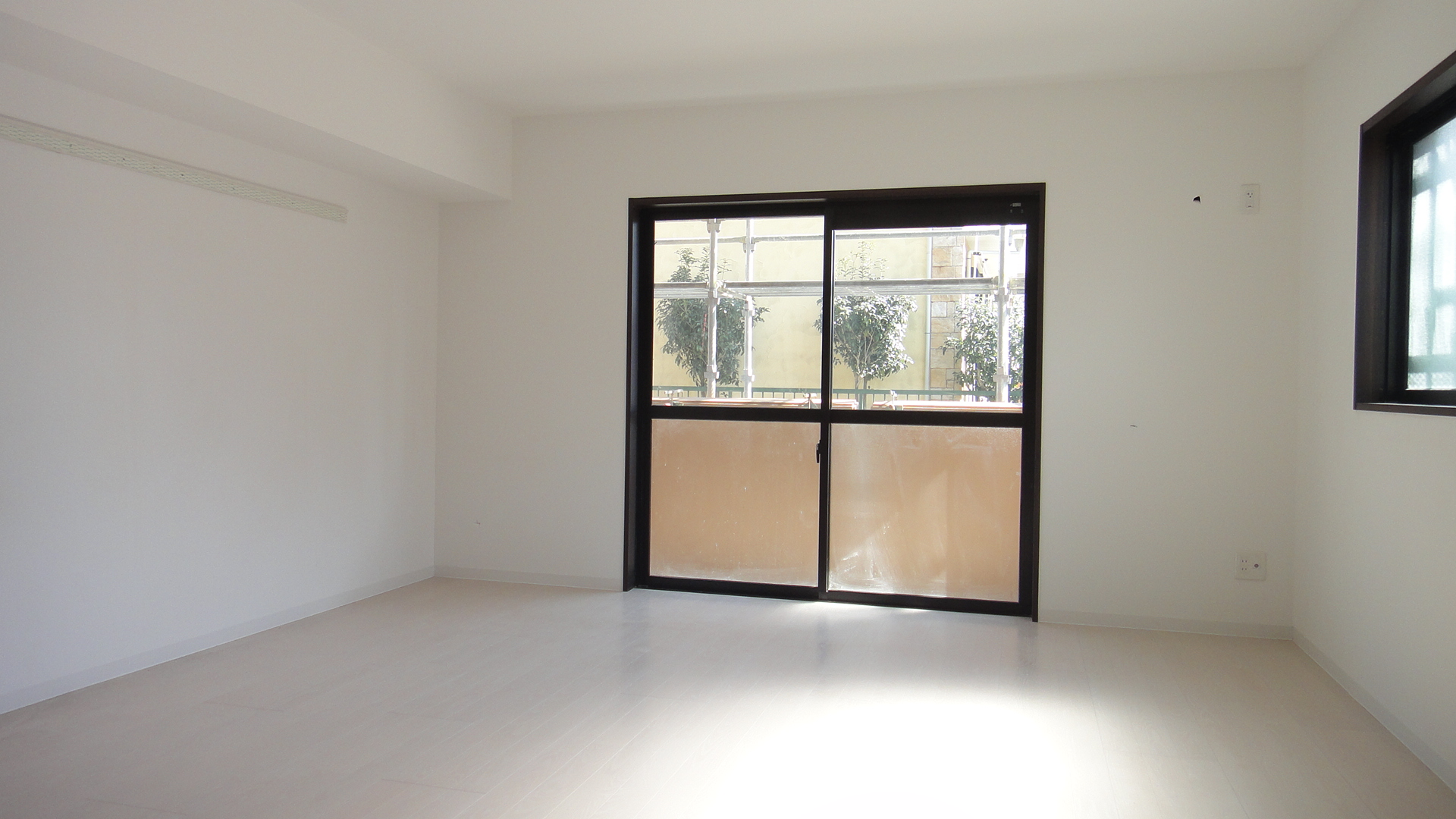 Living and room