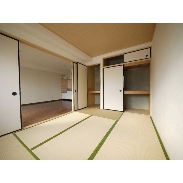 Living and room