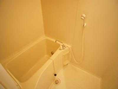 Bath. Since the bus toilet by Guests can indulge in a leisurely healing bath time.