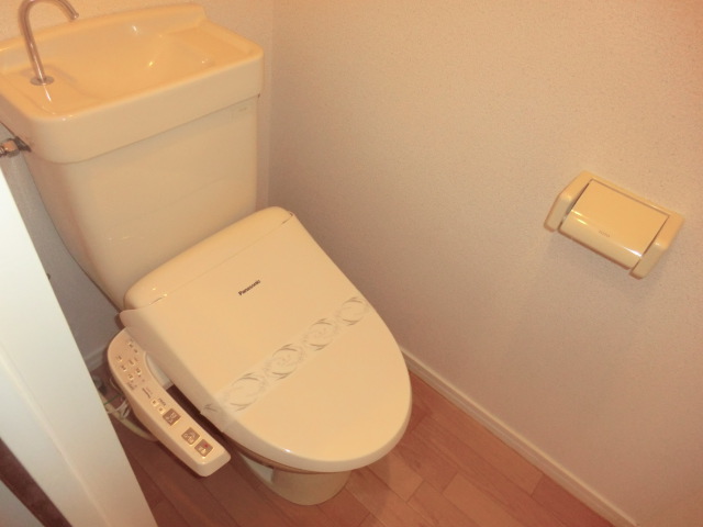Toilet