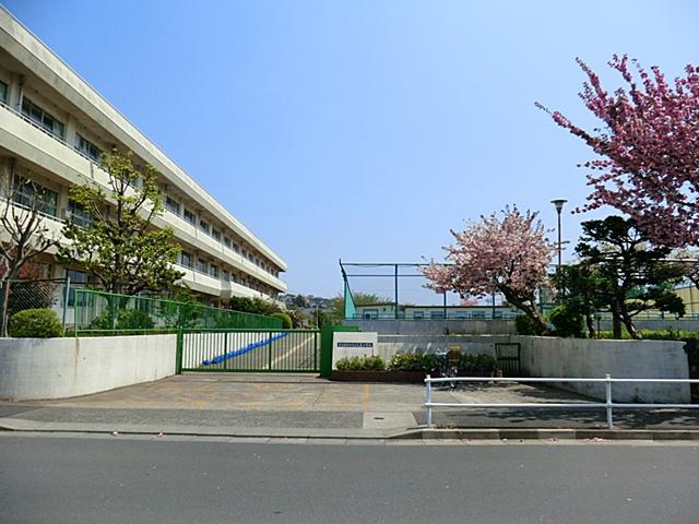 Primary school. 574m until Machida Municipal Finance Elementary School