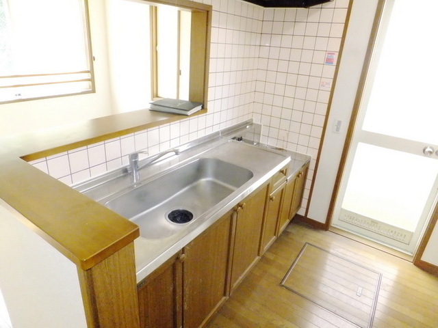 Kitchen. ☆ Spacious kitchen ☆