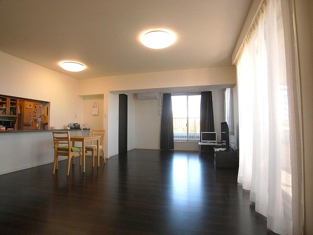 Living. About 21.1 Pledge of LDK (11 May 2013) Shooting