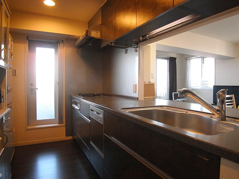 Kitchen. Roof out possible kitchen to the balcony (11 May 2013) Shooting