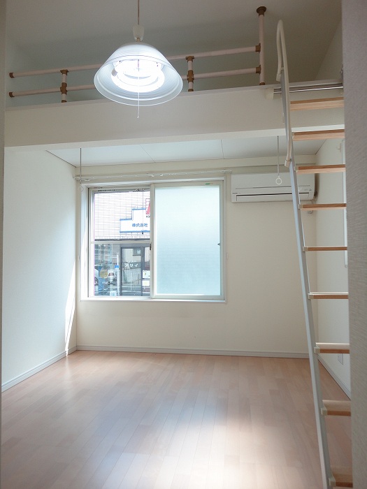 Living and room