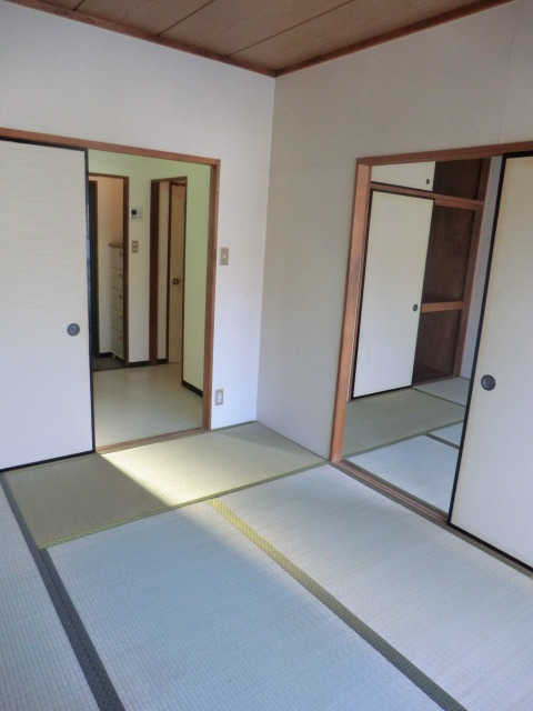 Living and room