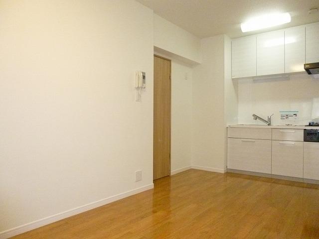 Living. Local (2013) Shooting