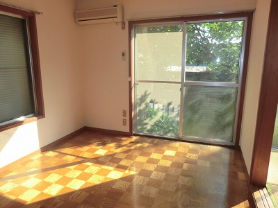 Living and room