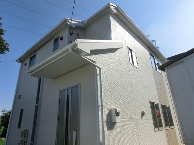 Local appearance photo. 1 Building