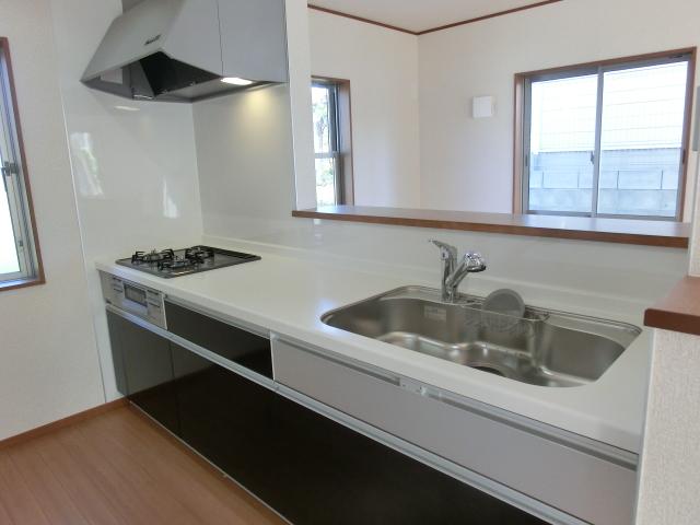 Local appearance photo. 1 Building