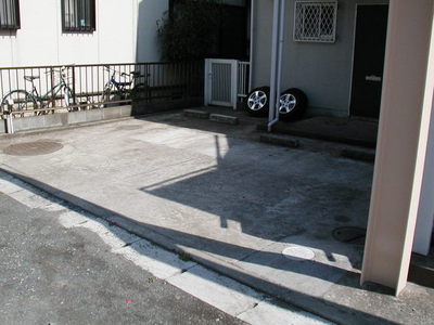 Parking lot