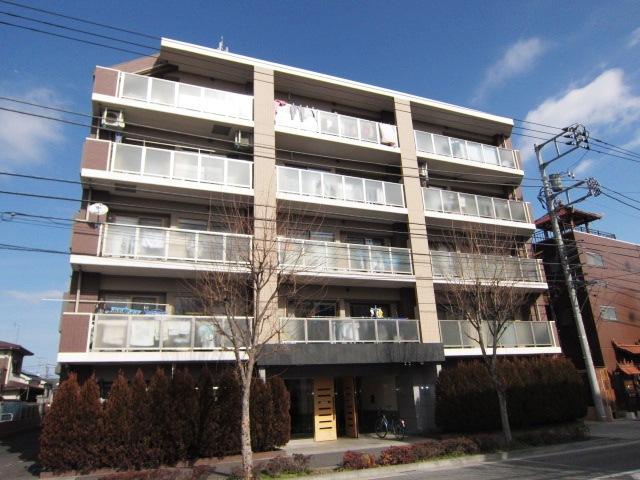 Local appearance photo