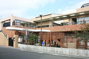 kindergarten ・ Nursery. Minamitsukushino 325m to nursery school