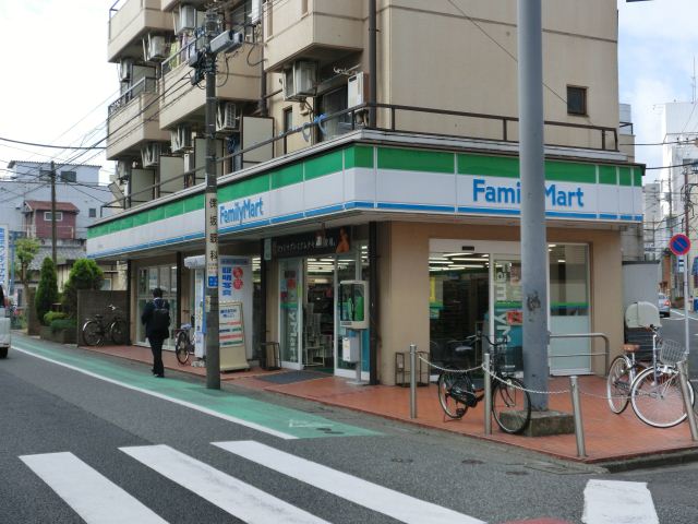 Convenience store. 490m to Family Mart (convenience store)
