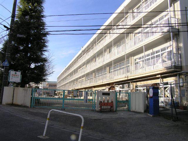 Primary school. 464m until Machida Municipal Fujinodai Elementary School