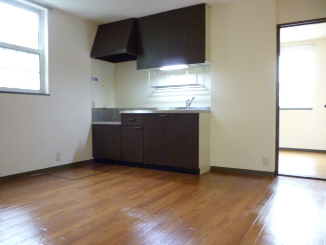 Living and room. DK
