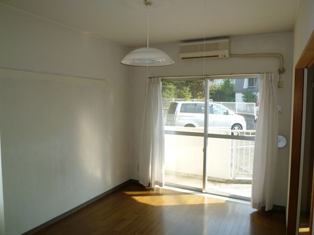 Living and room