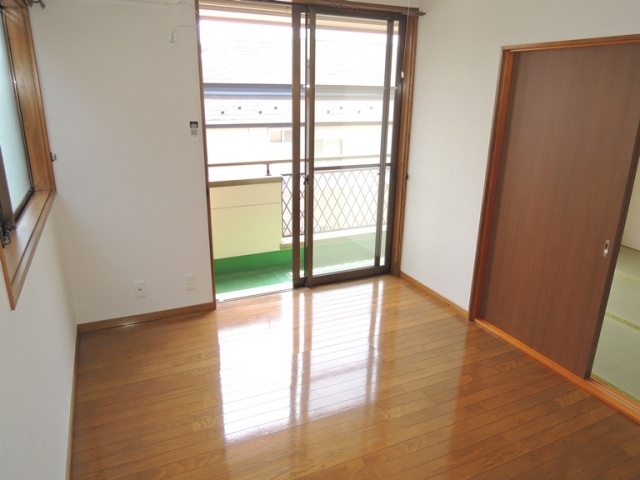 Living and room