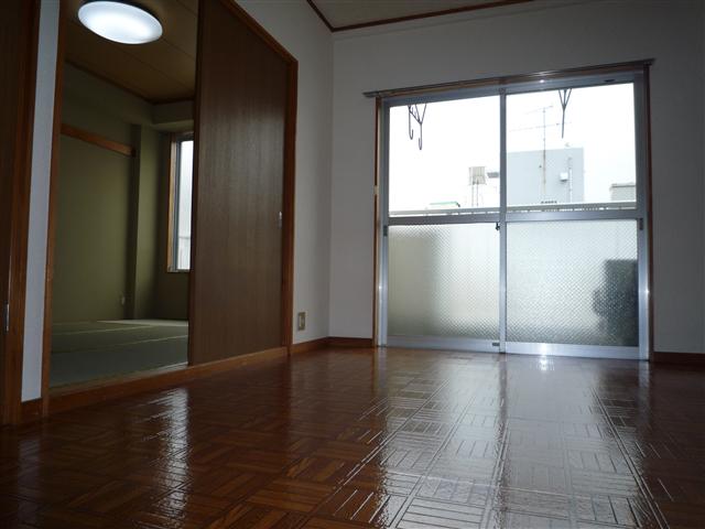 Living and room