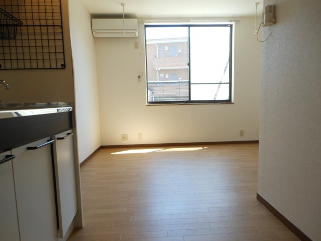 Living and room
