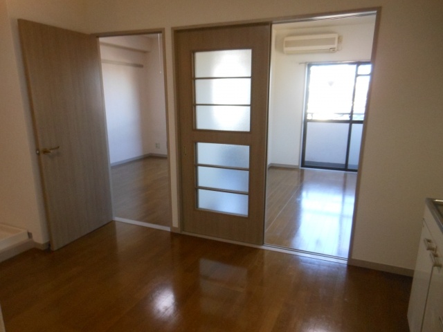 Living and room
