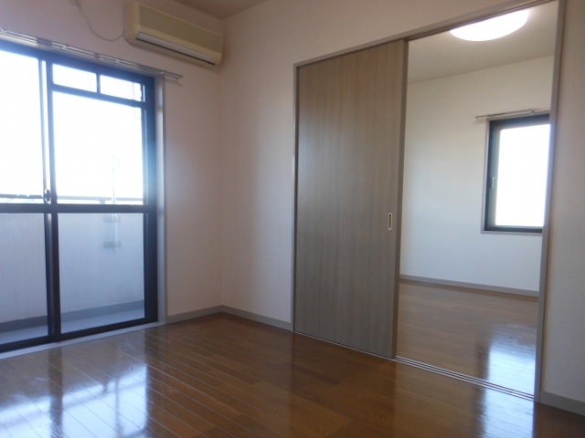 Other room space