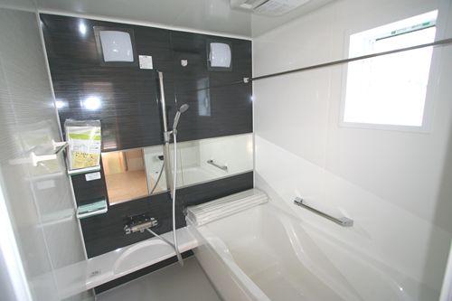 Same specifications photo (bathroom). ( Building) same specification