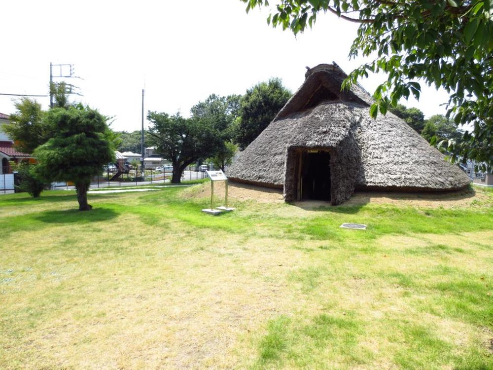 park. 1200m Jomon period to Honmachida Archeological Park It is the remains of the Yayoi period.  How in your walk course