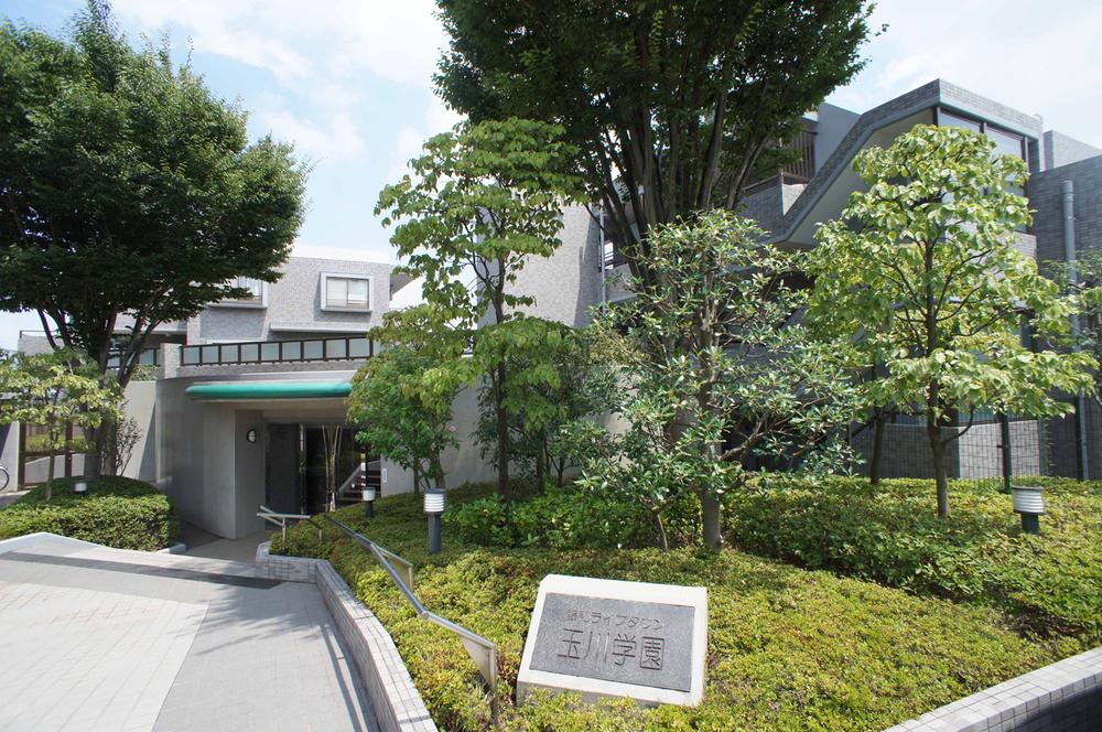 Local appearance photo