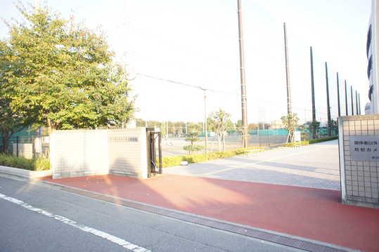 Other local. Tokyo Metropolitan Machida Technical High School 1 minute walk (about 80m)