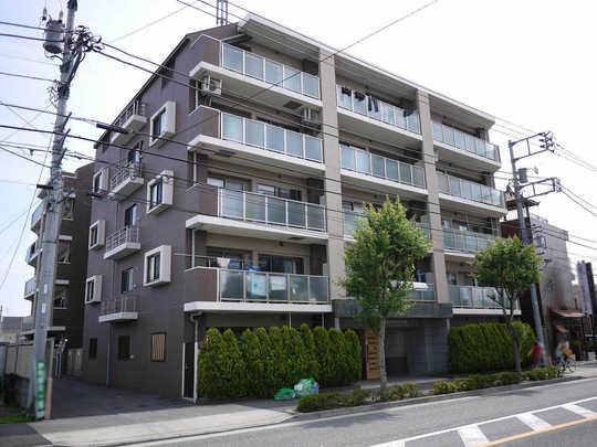 Local appearance photo. 2007 Super with built in pet breeding Allowed Mansion ・ We are living a convenient environment equipped facilities such as hospital.