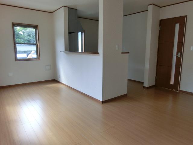 Living. number 3 ・ 1 Building