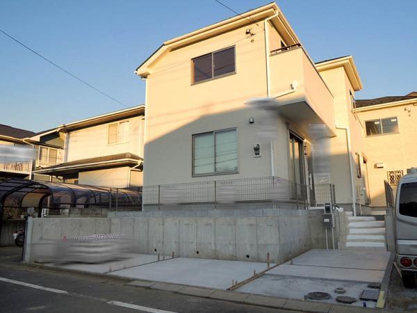 Local appearance photo